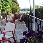 Nostos Hotel