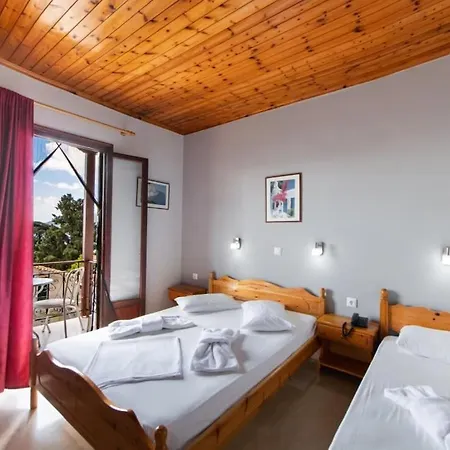 Nostos ホテル Perigiali