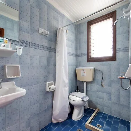 ホテル Nostos Perigiali