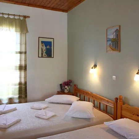 Hotel Nostos 2*
