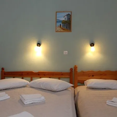 Nostos Hotel 2*