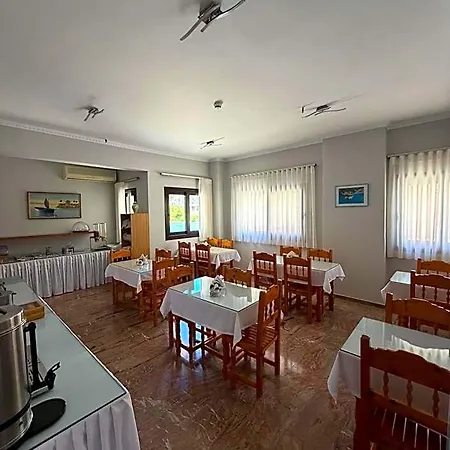 Hotel Nostos 2*