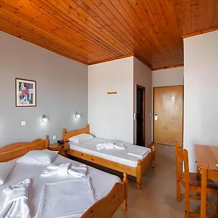 Hotel Nostos 2*