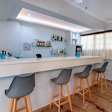 Hotel Nostos 2*