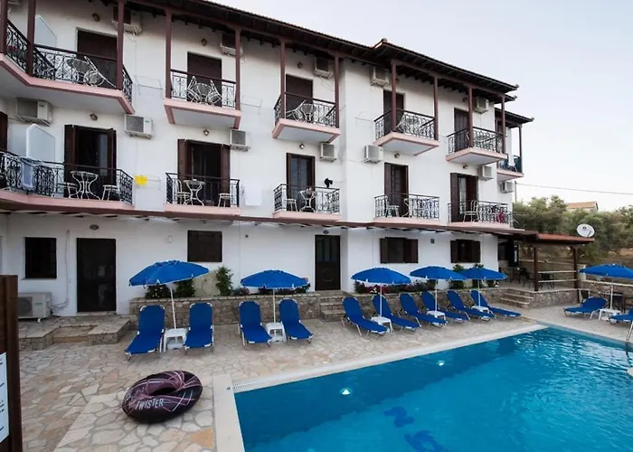 Nostos מלון Perigiali