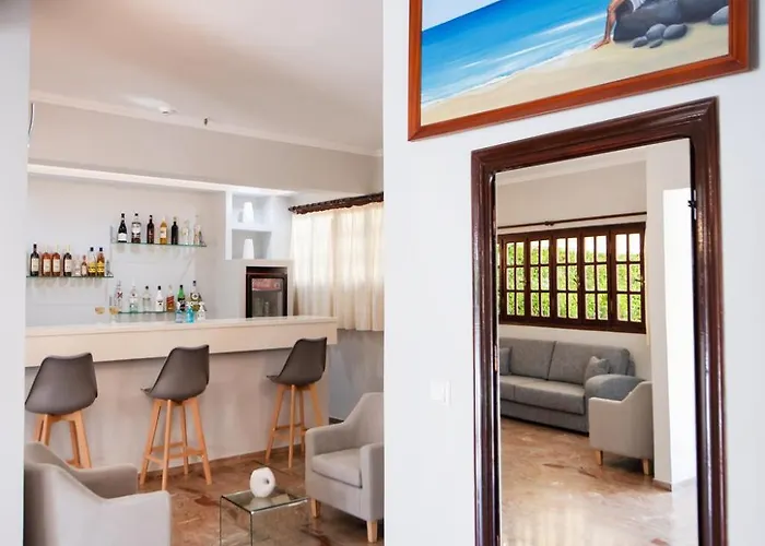 Hotel Nostos Perigiali