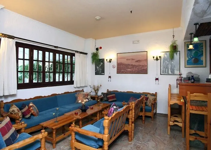 מלון Nostos Perigiali