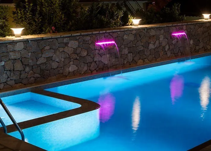 Hotel Nostos Perigiali